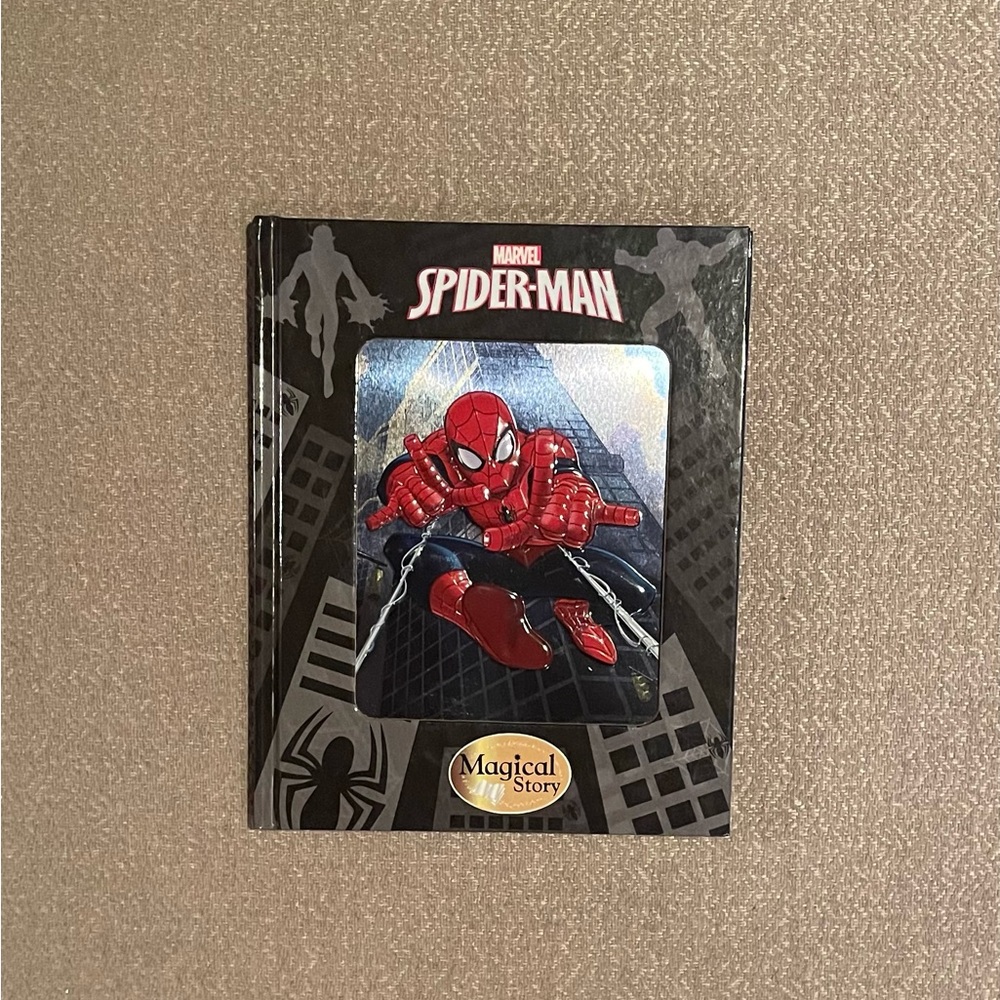 MARVEL SPIDER MAN BOOK